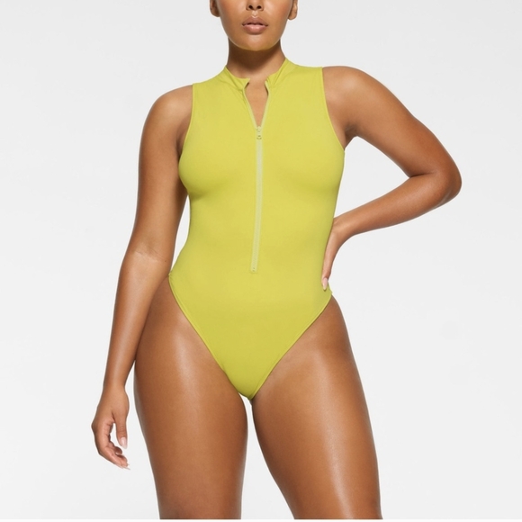 NWT SKIMS ZIP FRONT SLEEVELESS ONE PIECE SWIM IN CITRUS - Picture 2 of 7